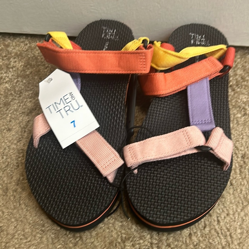 Sandals for Sumer